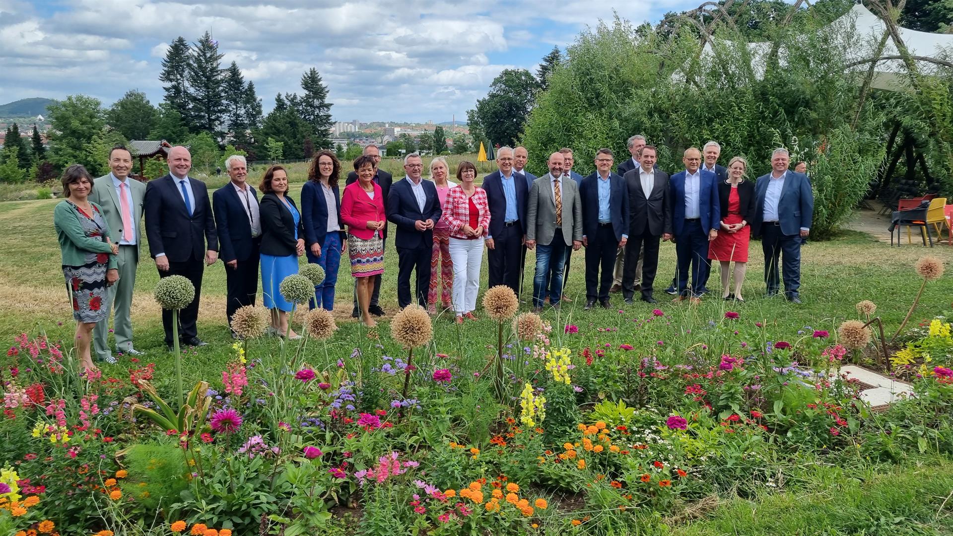 Kabinett tagt auf der Landesgartenschau in Fulda