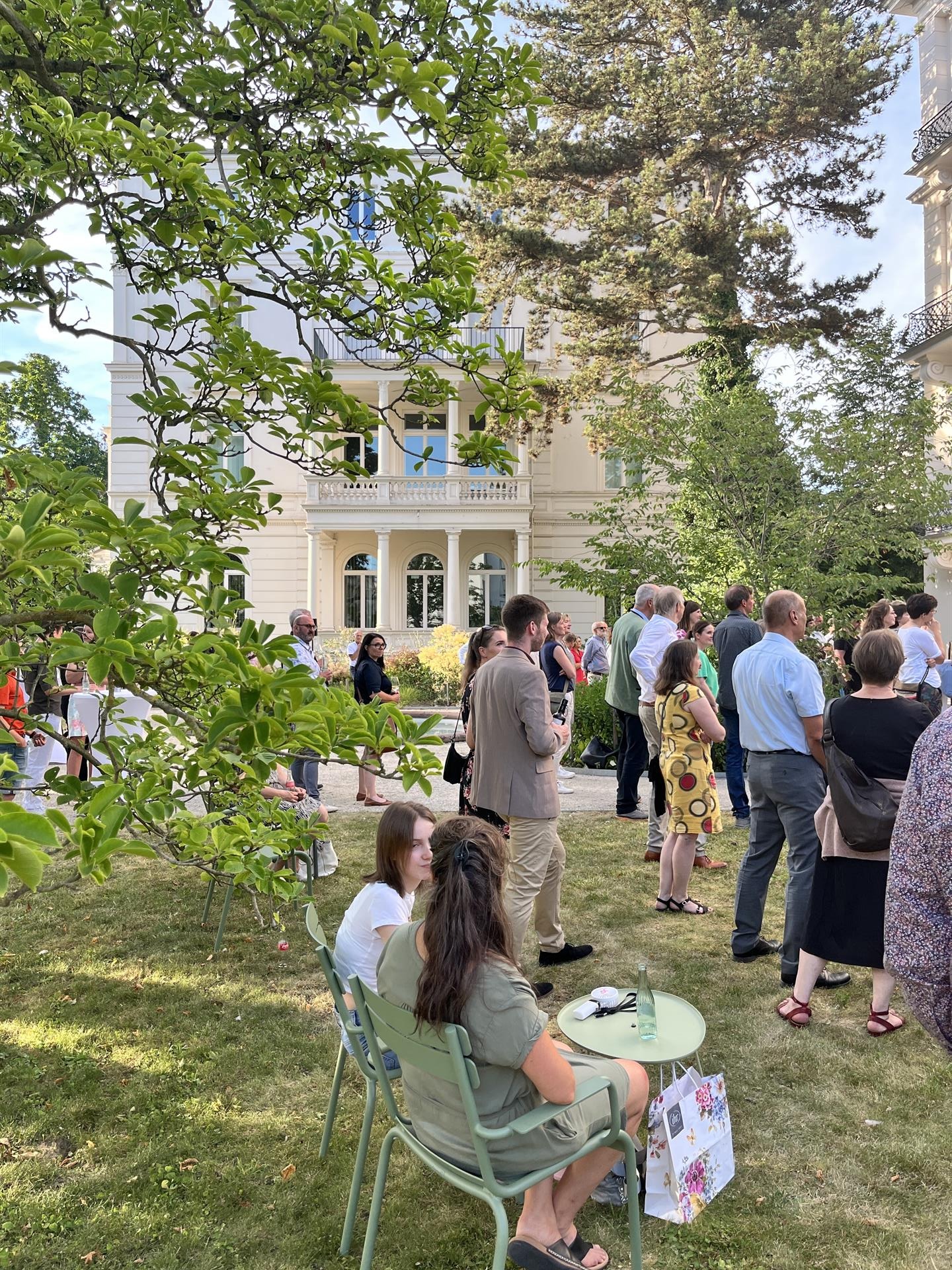 Grün - Welche Bedeutung hat die Farbe „Grün“ in unserer Gesellschaft?