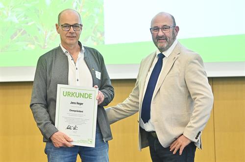 FGL würdigt Engagement: Jens Heger zum Ehrenpräsidenten ernannt und Auszeichnungen für Mitgliedsbetriebe